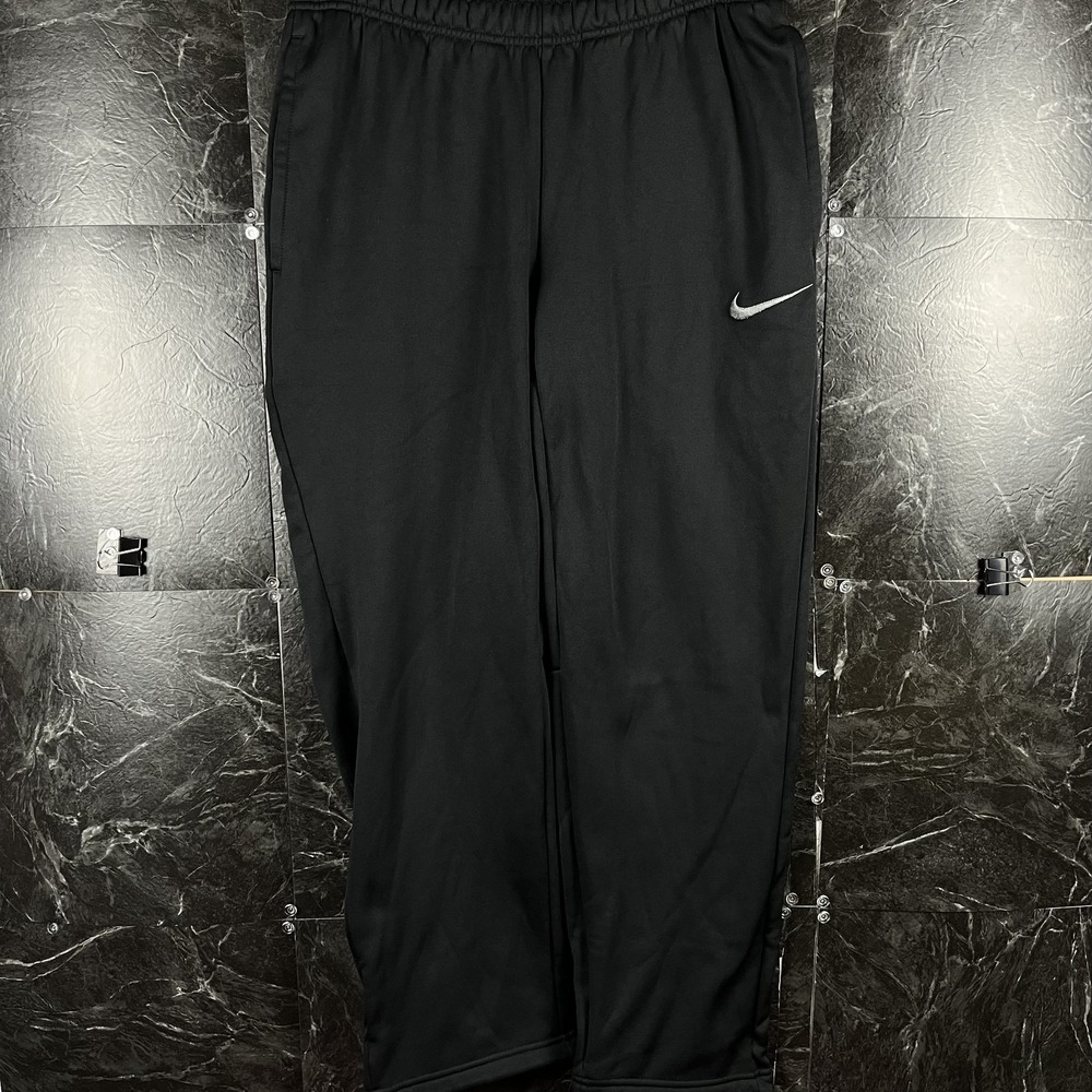 Nike Men's Black Therma-Fit Fleece Hem Sweatpants Medium